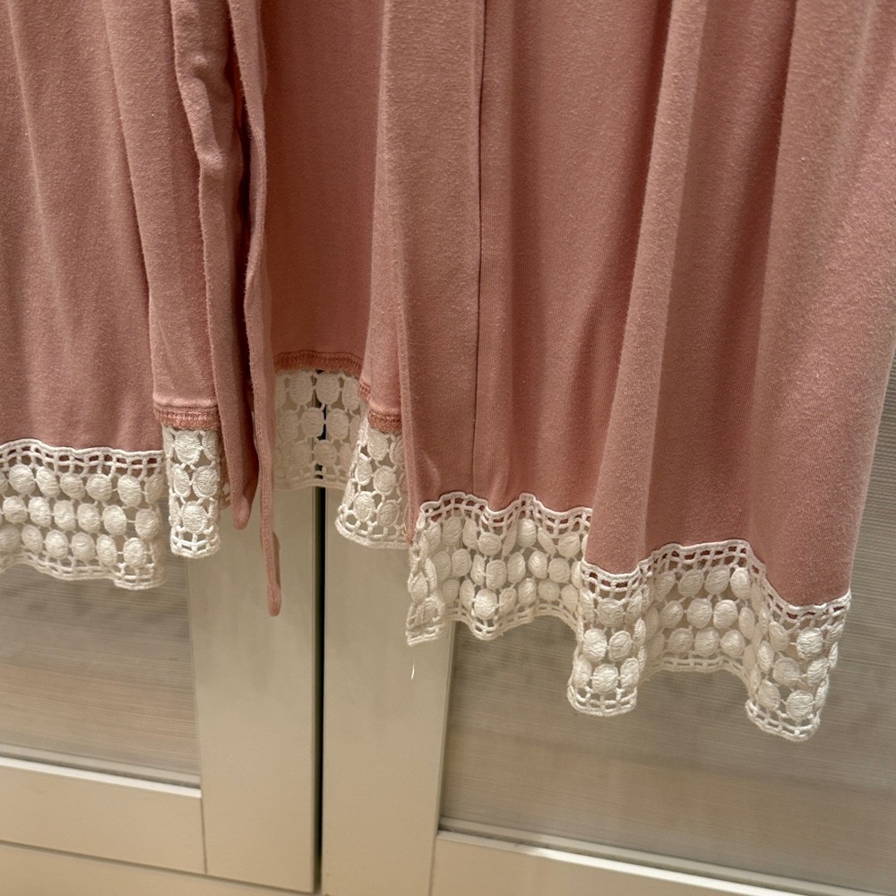 Angel Maternity Pink Lace Trim Robe - Picture 3 of 3